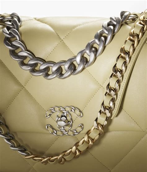 chanel 19 grande|chanel 19.55 bag.